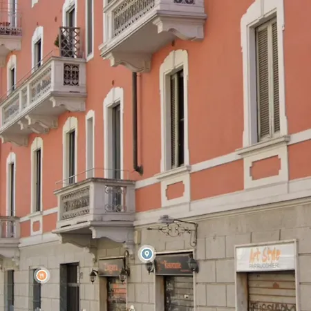 - Gorla Red Line Apartment