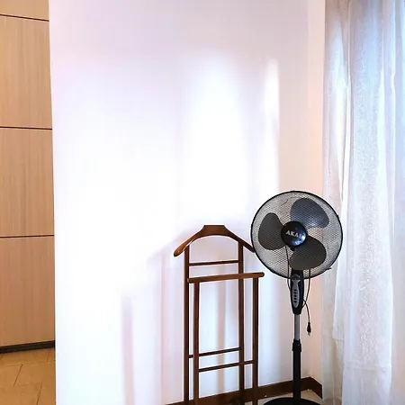 - Gorla Red Line Apartment Milan